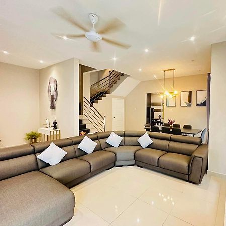 《Untitled Homestay》Sitiawan Bagian luar foto